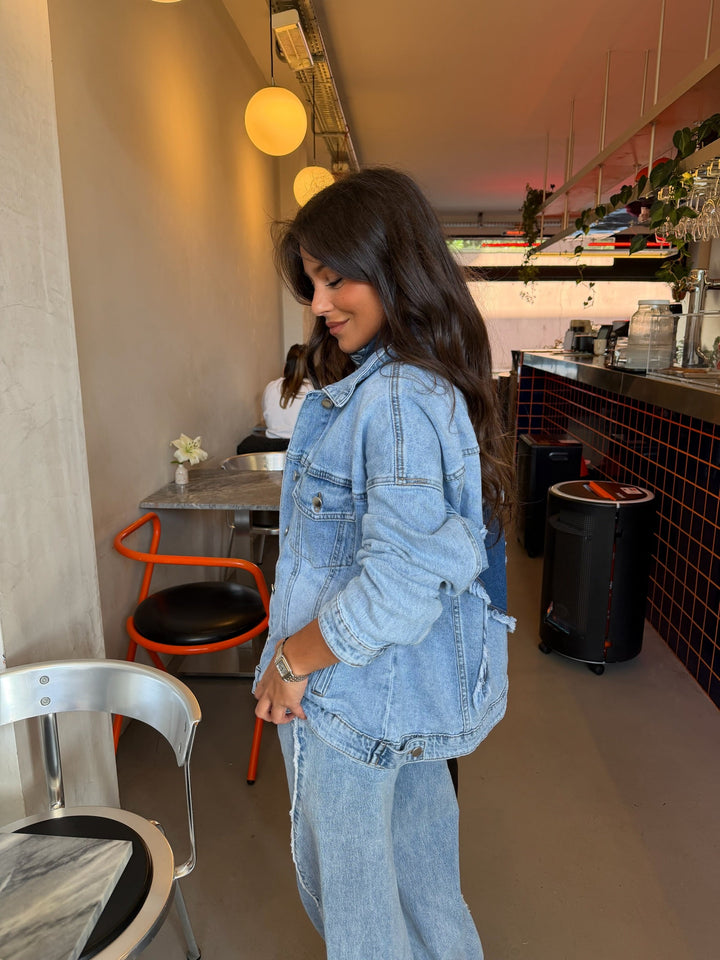Jeans de pierna ancha de Los Ángeles