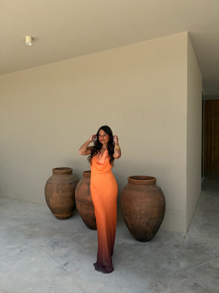 Joanna / Vestido naranja y negro