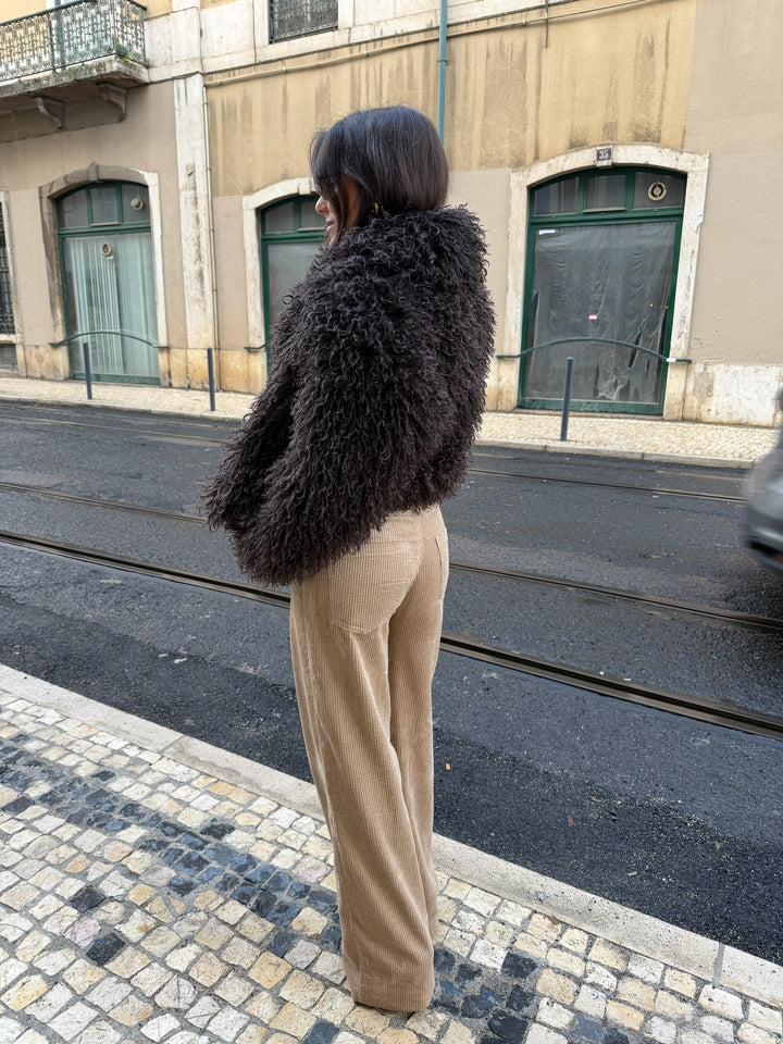 Pantalones de pana en beige