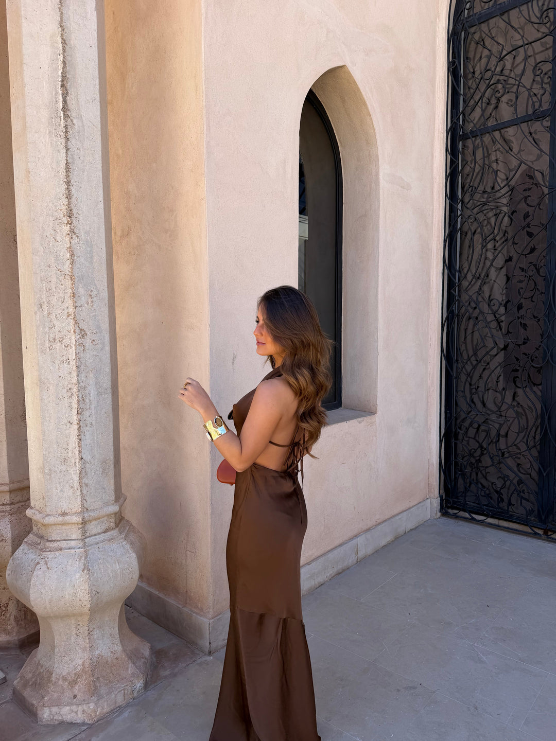 Denia / Vestido en marrón