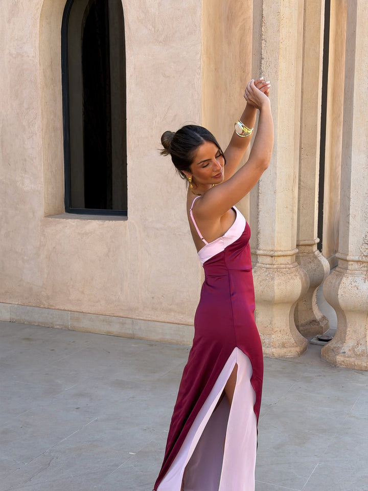 Macarena / Vestido granate