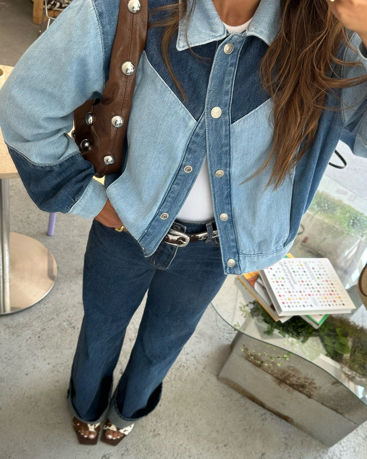 Vaqueros de pierna ancha azul oscuro