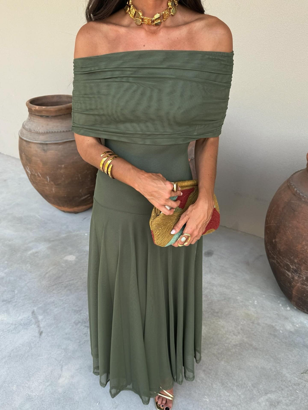 Irene / Vestido elegante sin tirantes de malla