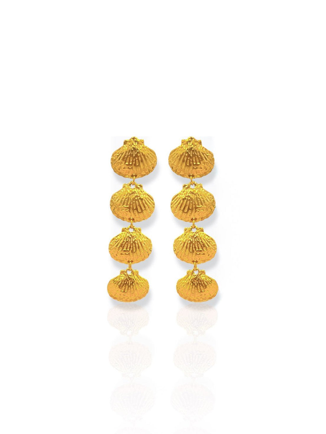 Pendientes cascada conchas doradas