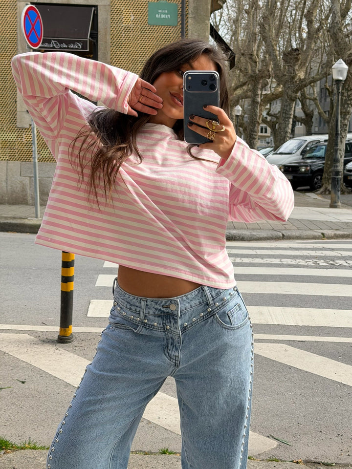 Jeans de denim con tachuelas