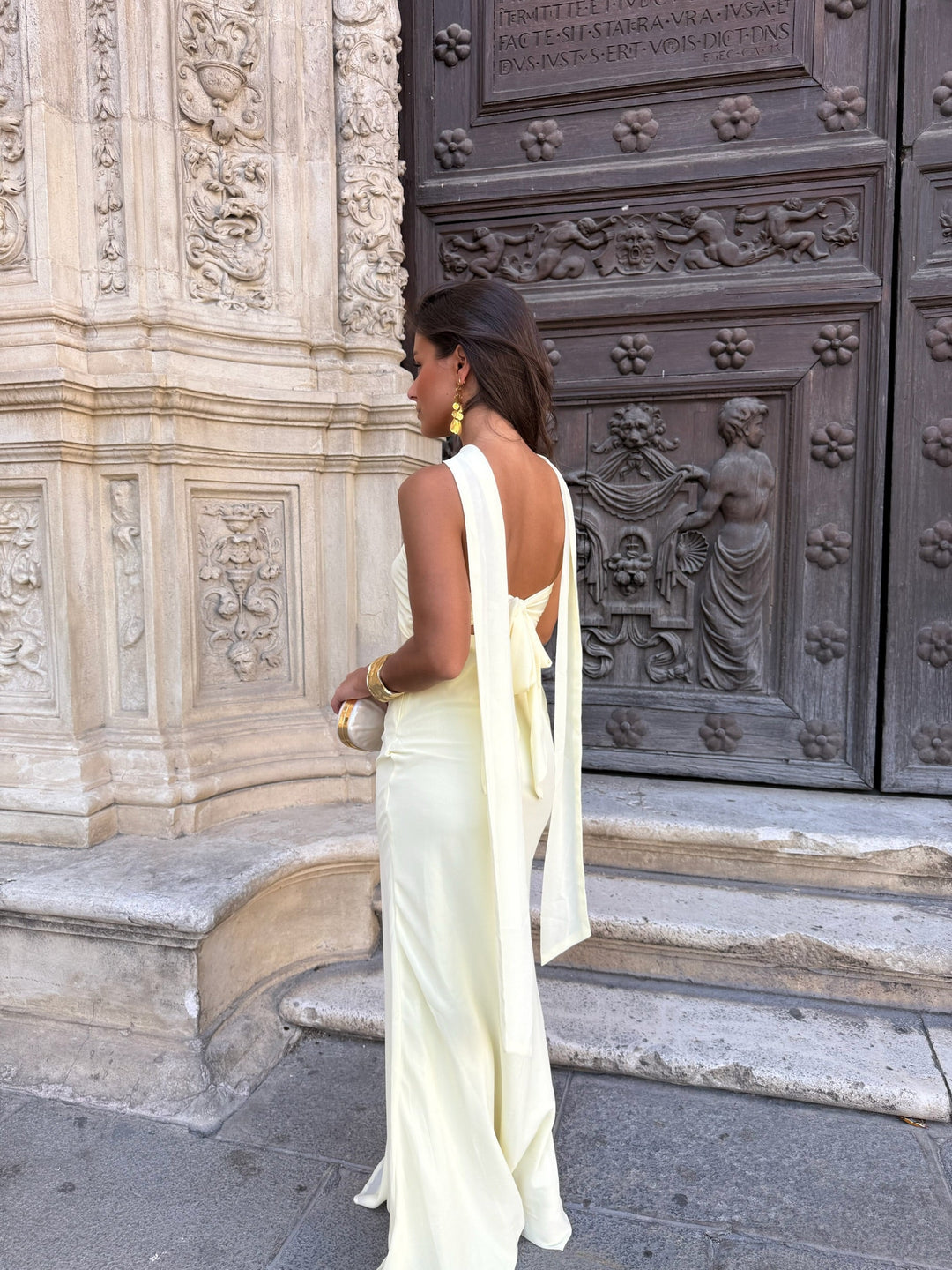 Zaira / Vestido amarillo pastel con flores