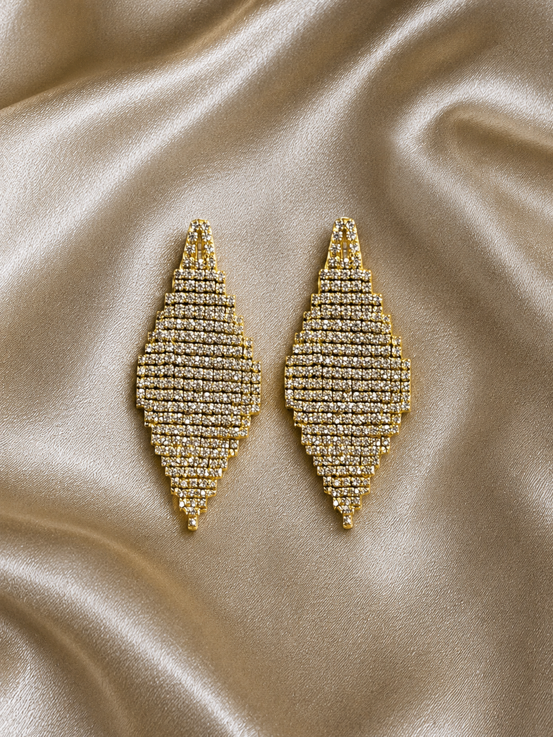 Pendientes rombos brillos dorado