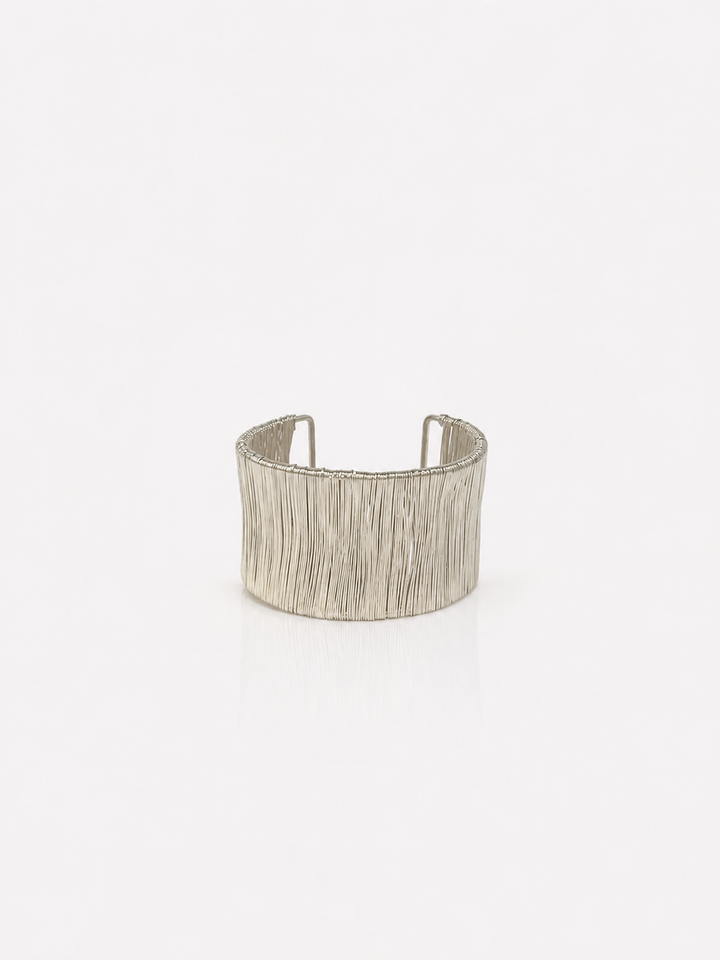 Brazalete hilos plateado