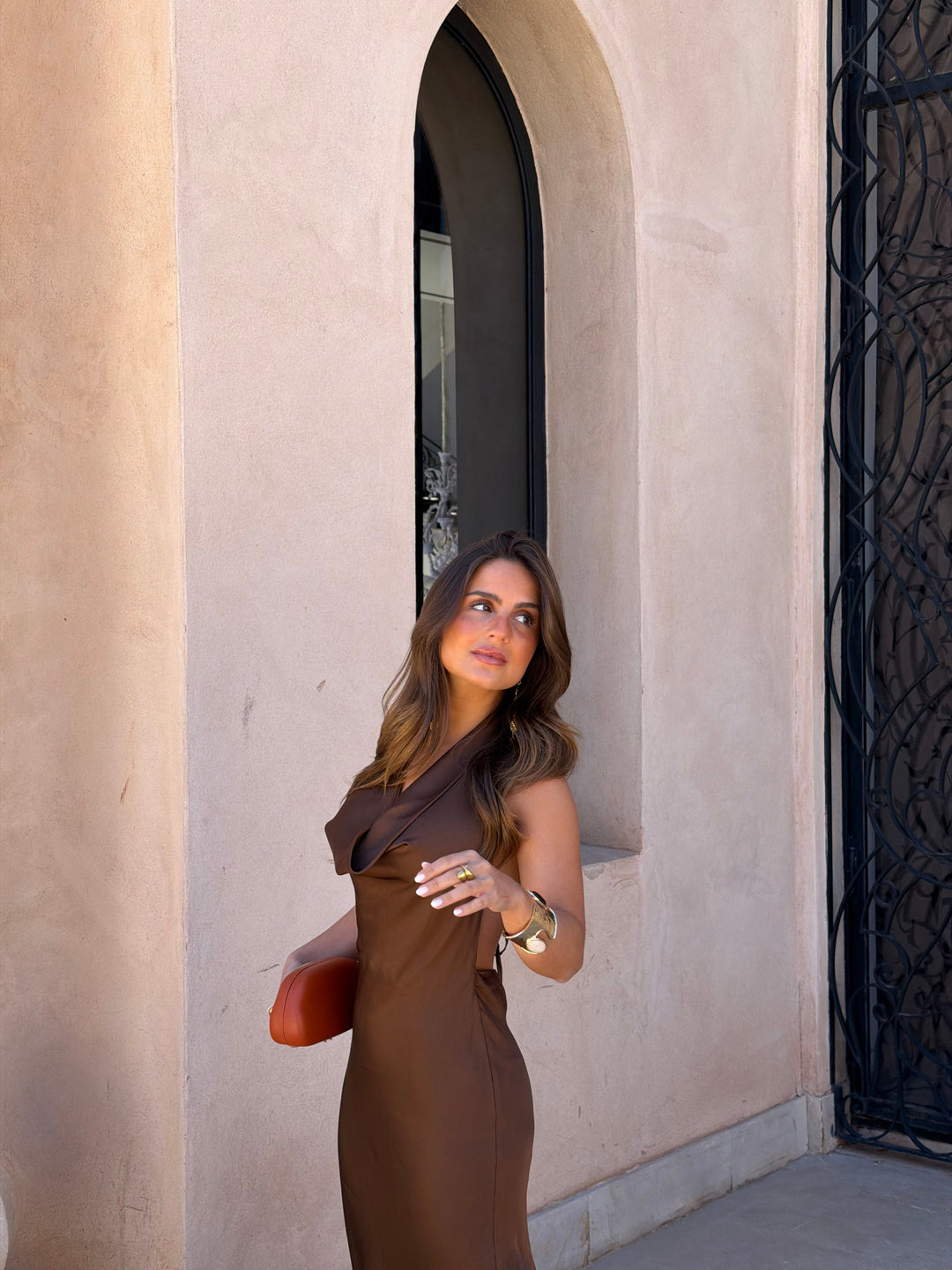 Denia / Vestido en marrón