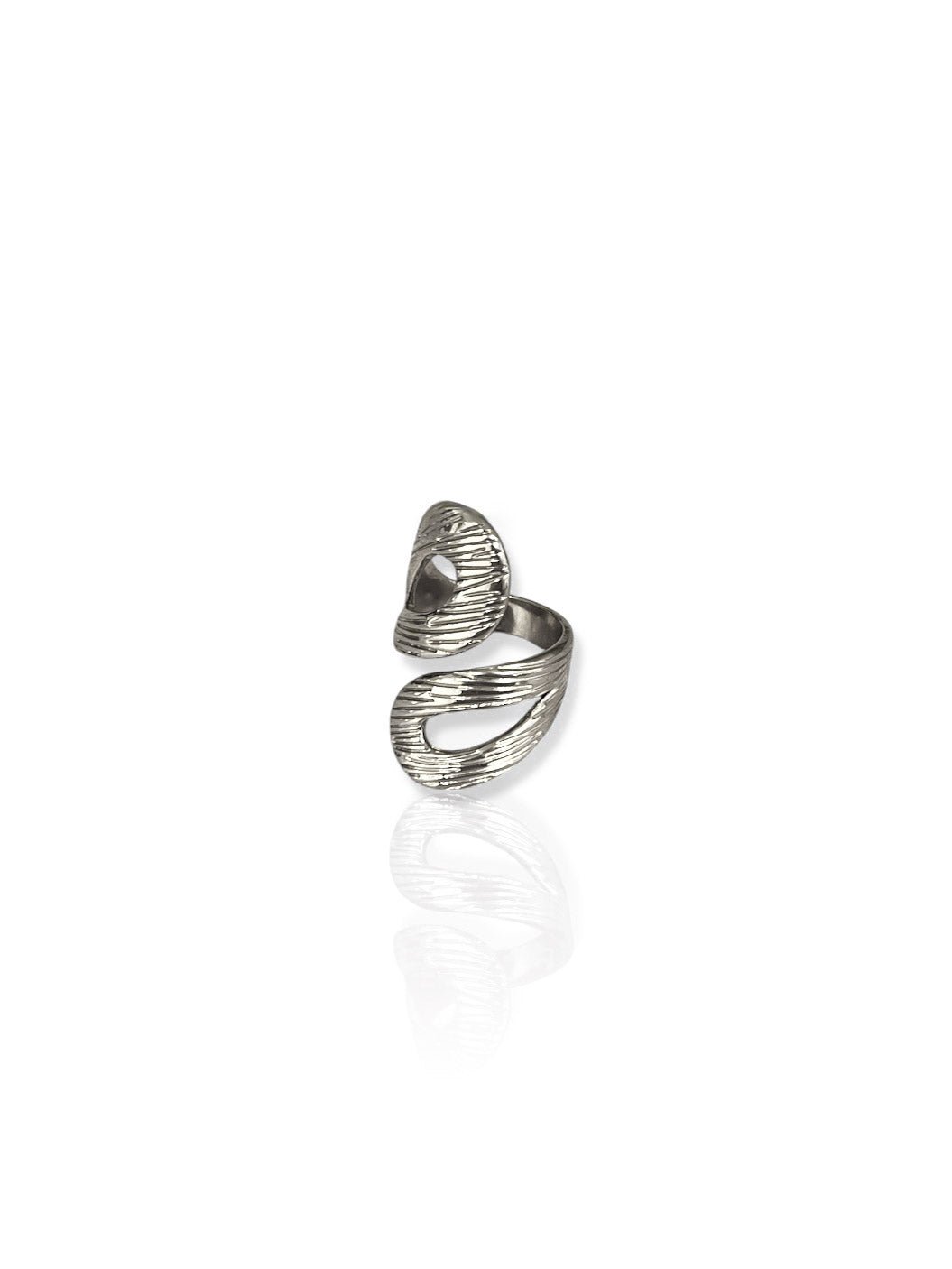 Anillo pétalos entrelazado plateado