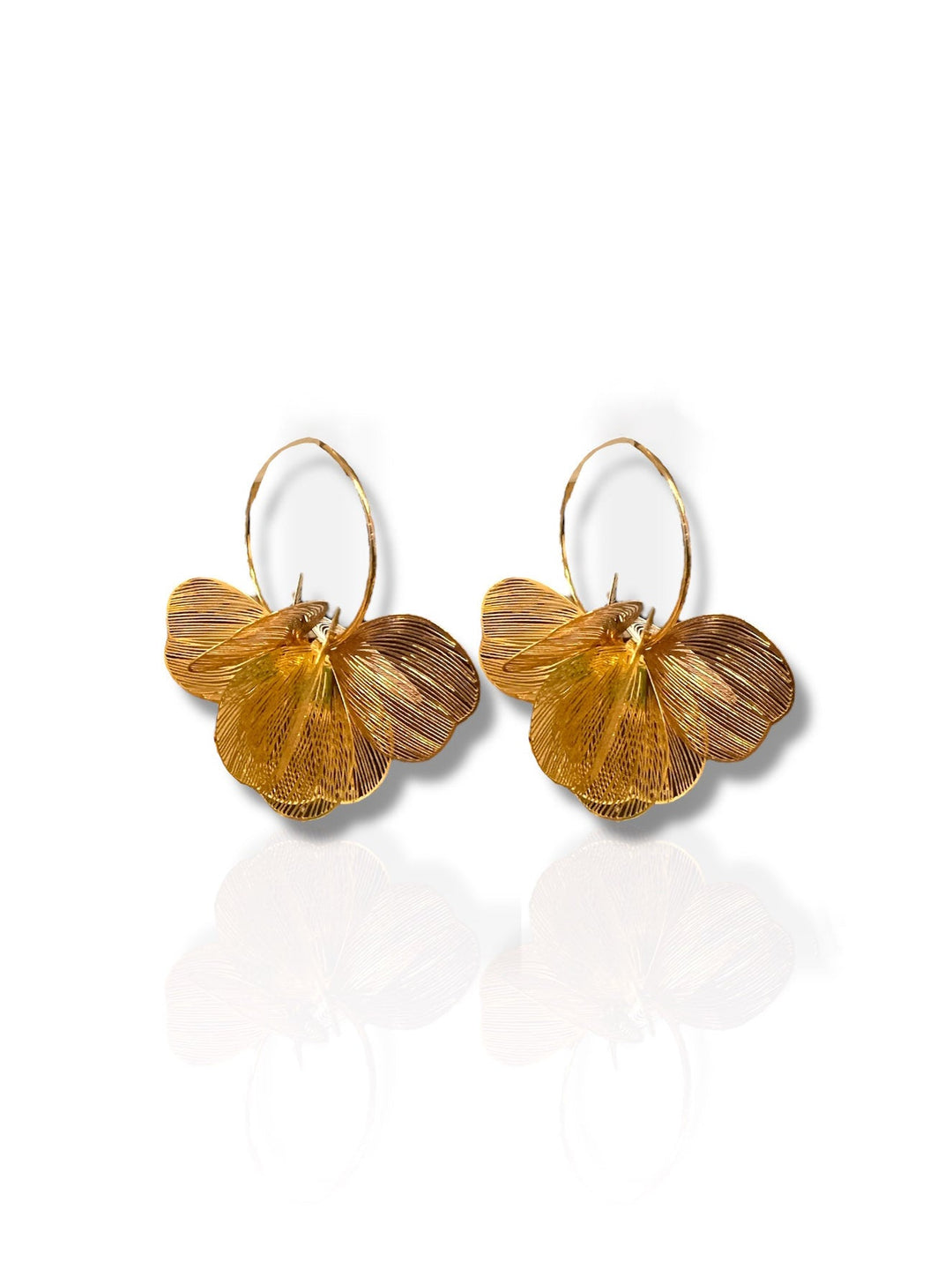 Pendientes de aros con flores dorados