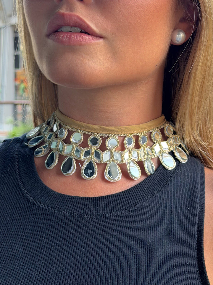 Collar choker espejos gota dorado
