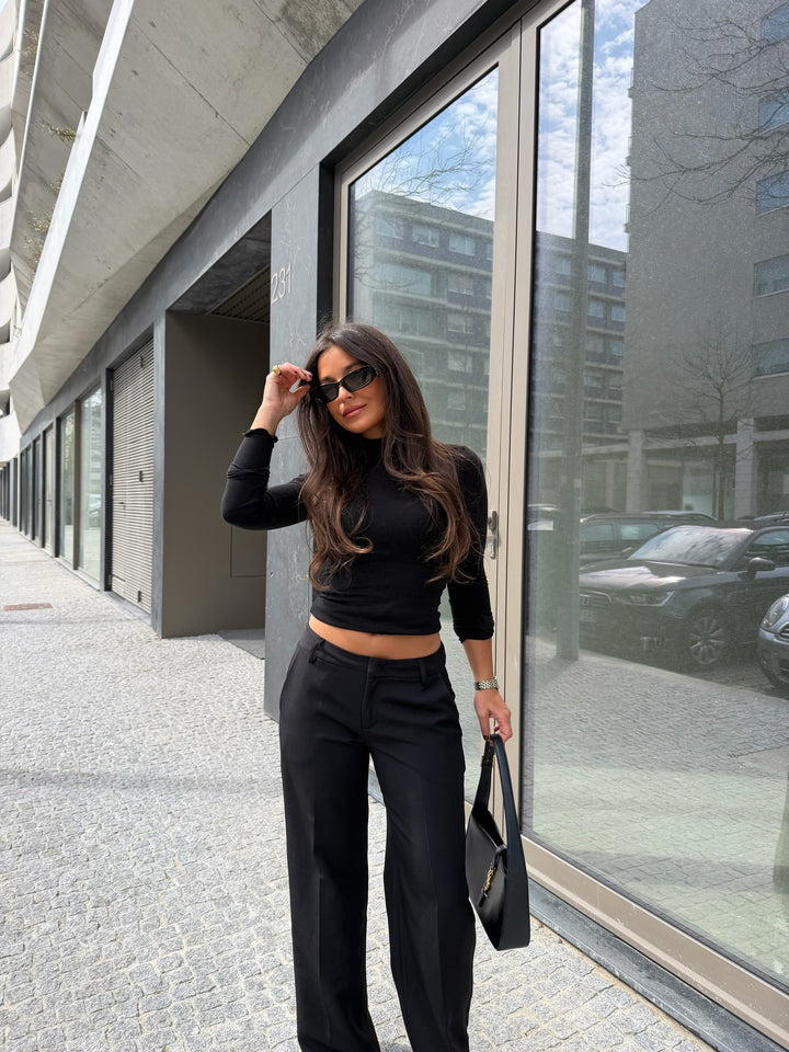 Pantalones de tiro bajo Carolyn en negro