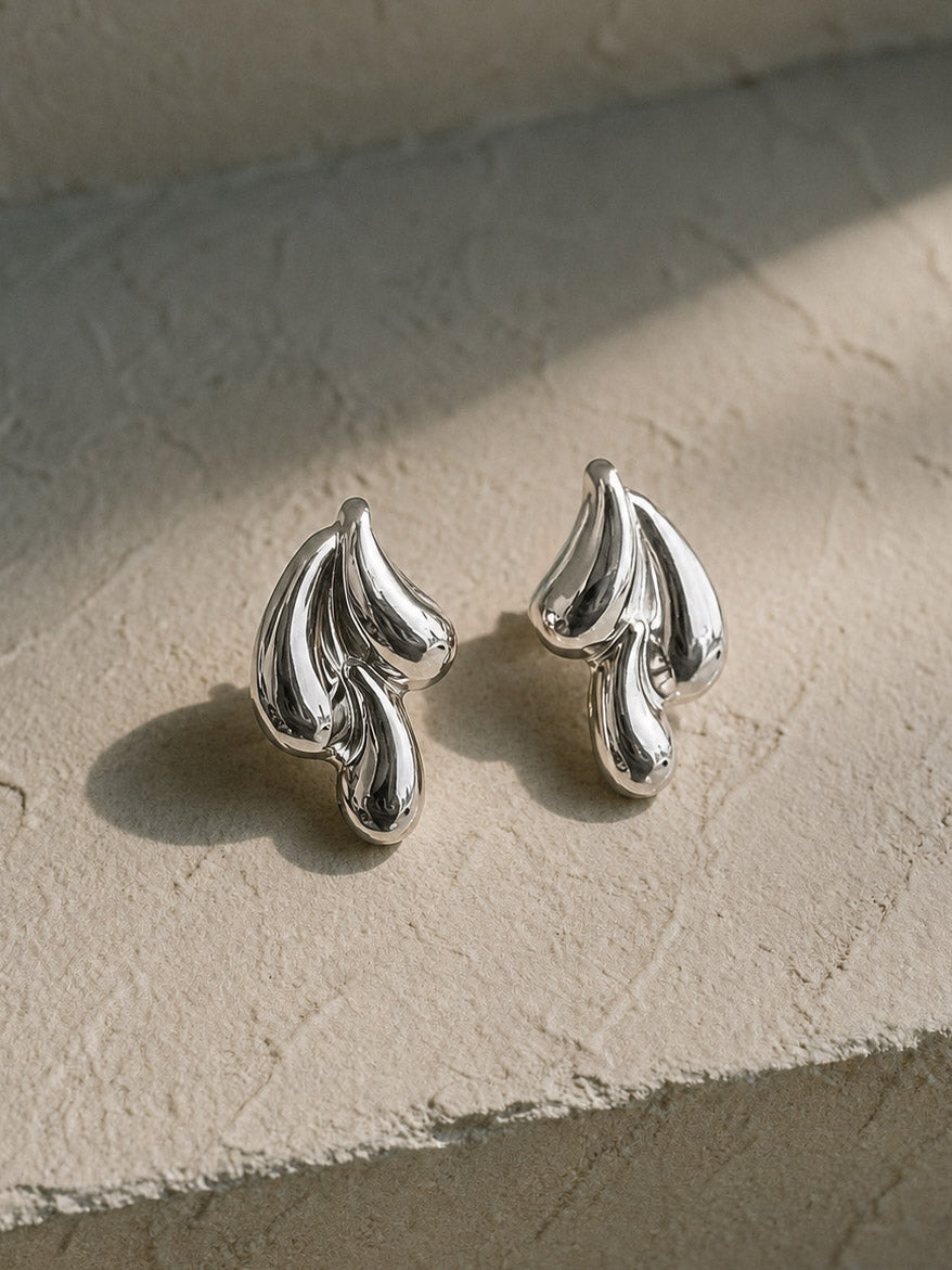 Pendientes gotas plateadas
