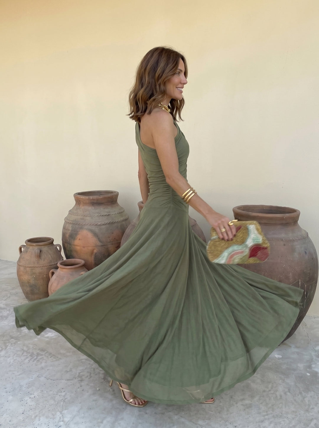 Irene / Vestido elegante sin tirantes de malla